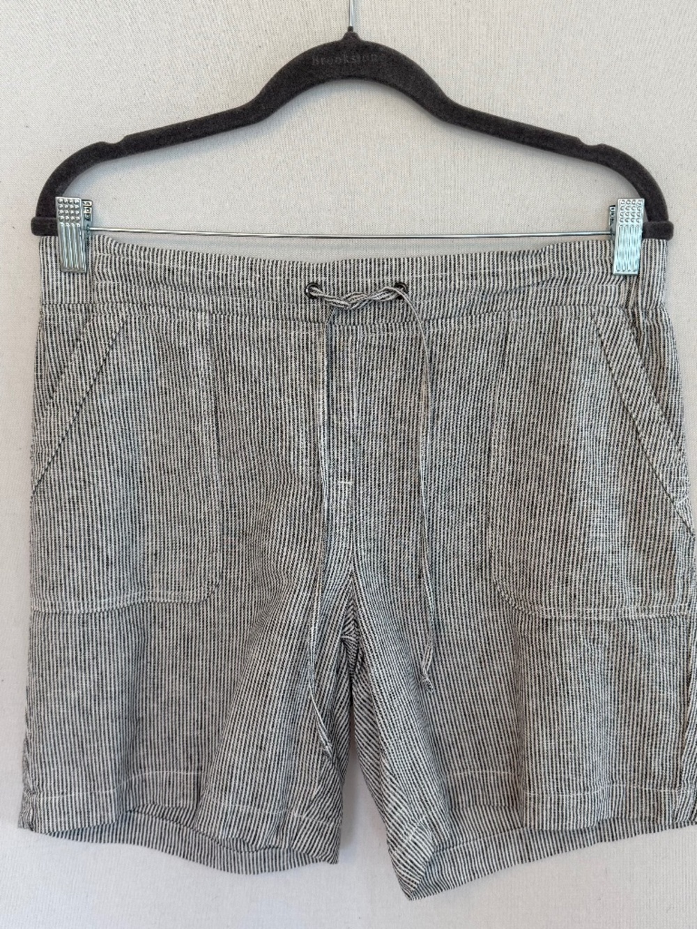 TALBOTS Size 8 Black & White Ticking Stripe Linen Cotton Blend Shorts